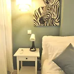 Zennova #70 Monde Apartment